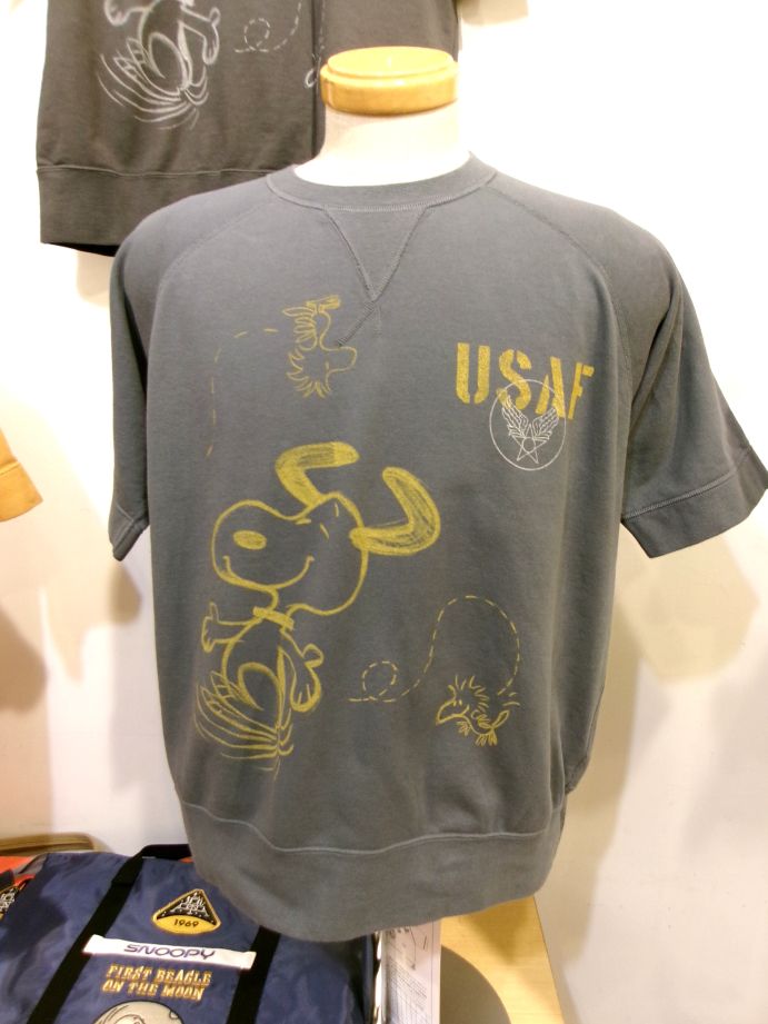 SNOOPY 半袖スウェットシャツ